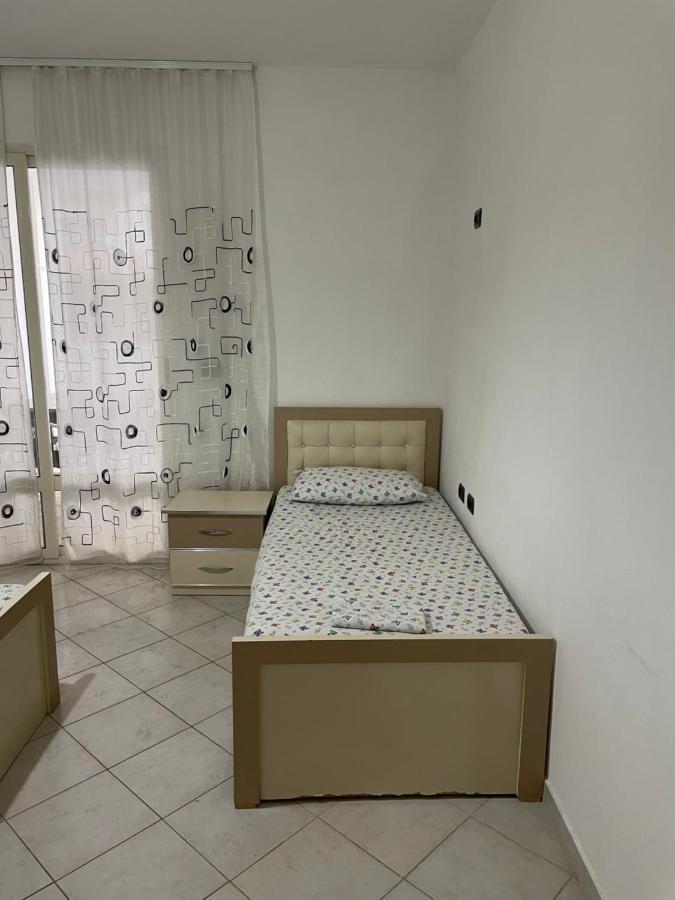 Cano Apartament Durres Bagian luar foto